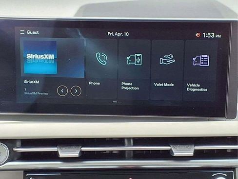 Used 2025 Hyundai Tucson SEL FWD image 14