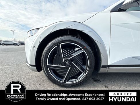 New 2026 Hyundai Ioniq 5 Limited image 12