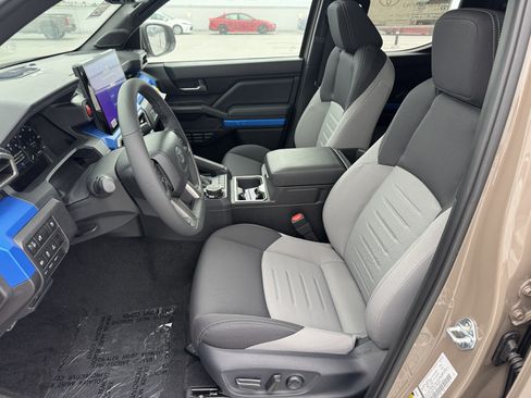 New 2026 Toyota Tacoma TRD Sport AWD/4WD image 2