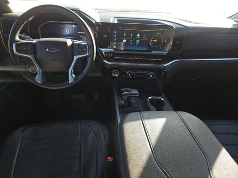 Used 2023 Chevrolet Silverado 1500 RST image 12