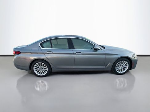 Used 2023 BMW 530i RWD image 2