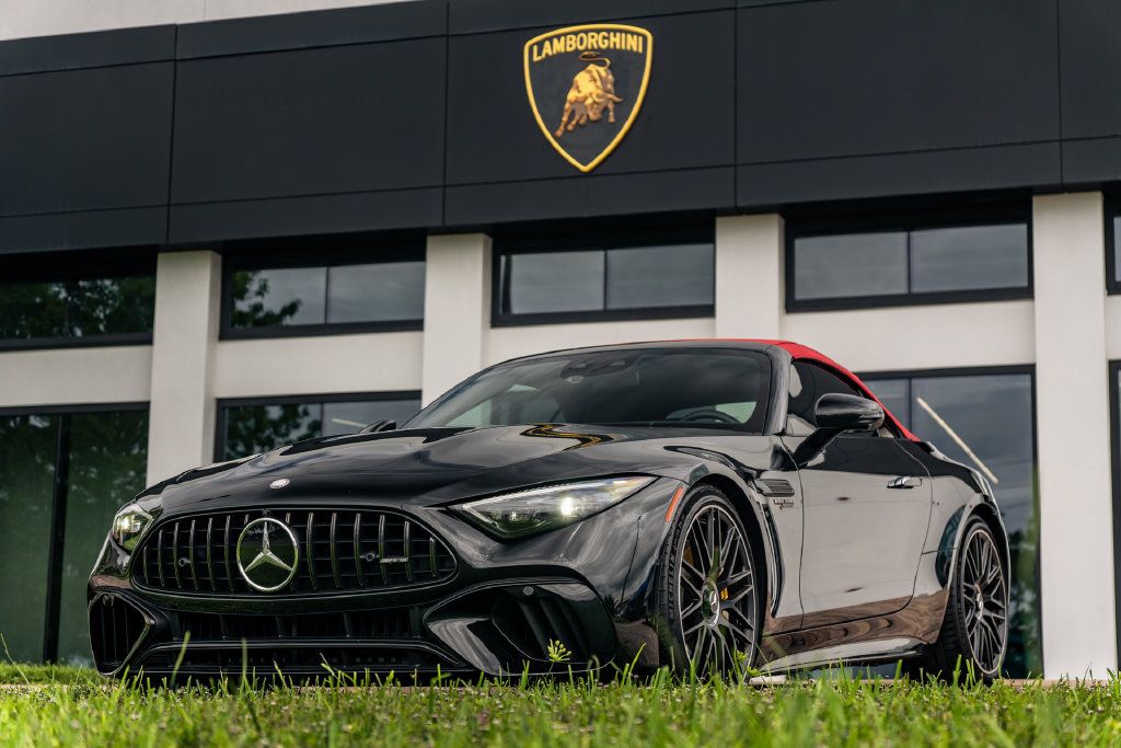 Used 2023 Mercedes-Benz SL 63 AMG 4MATIC image 1