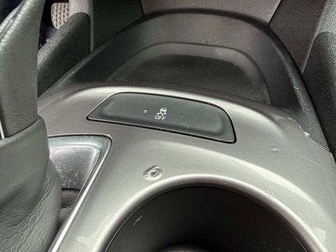 Used 2021 Chevrolet Malibu LS FWD image 29