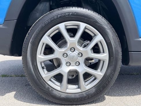 Used 2022 Jeep Compass Latitude AWD/4WD image 31