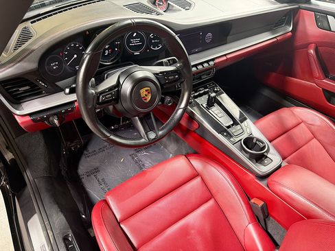 Used 2022 Porsche 911 Targa 4 image 4
