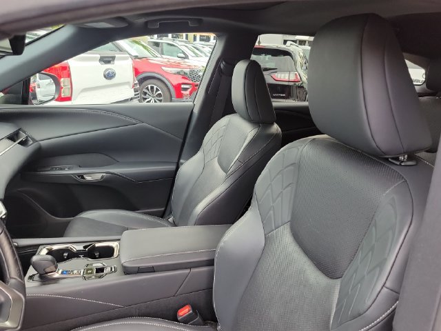 Used 2024 Lexus RX 350 Premium w/ Accessory Package (Z1) FWD image 9