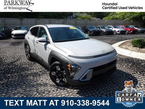 Certified 2025 Hyundai Kona SEL FWD image 1