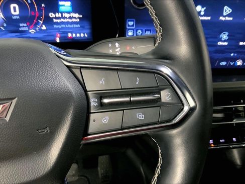 Used 2024 Chevrolet Traverse LT AWD/4WD image 19