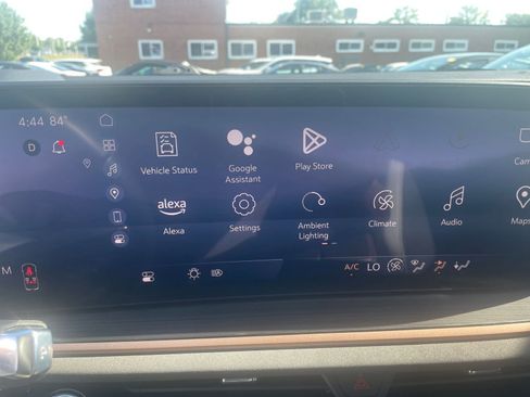 Used 2024 Buick Envision Sport Touring image 21