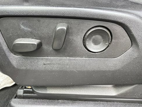 Used 2023 Chevrolet Suburban LS image 29