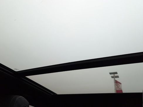 Used 2024 Toyota Sequoia Platinum image 13