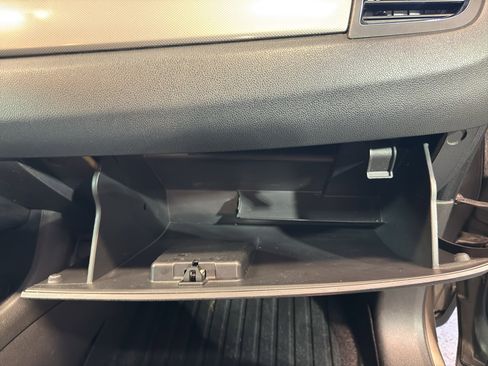 Used 2013 Ford Edge SEL image 23