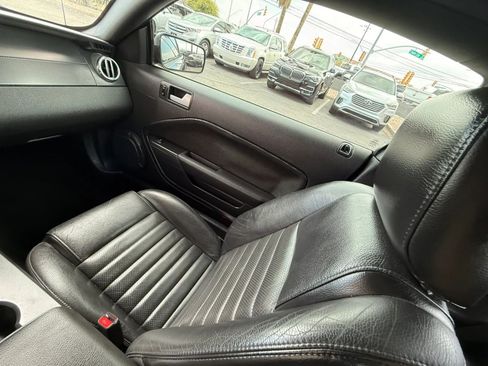 Used 2007 Ford Mustang GT Premium RWD image 42