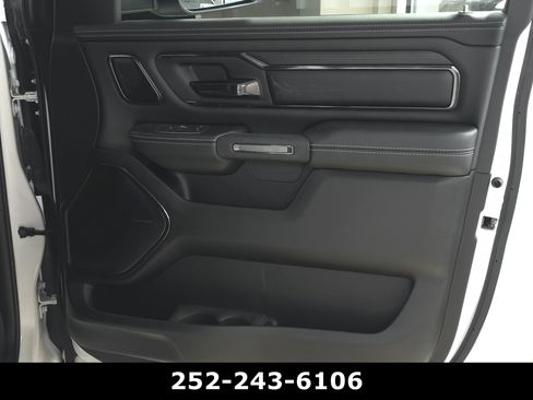 Used 2022 RAM 1500 Limited AWD/4WD image 40