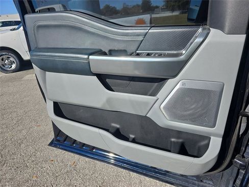 Used 2023 Ford F150 Limited image 21