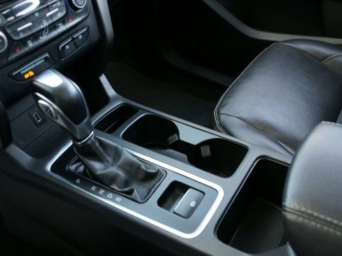 Used 2018 Ford Escape SEL image 22