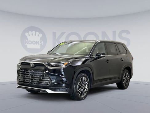 Used 2025 Toyota Grand Highlander AWD Hybrid image 1