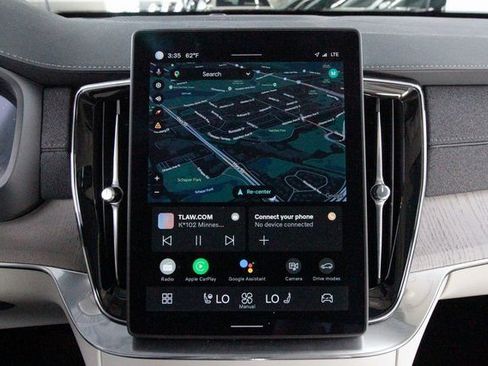 Used 2025 Volvo XC90 B6 Ultra w/ Protection Package image 15