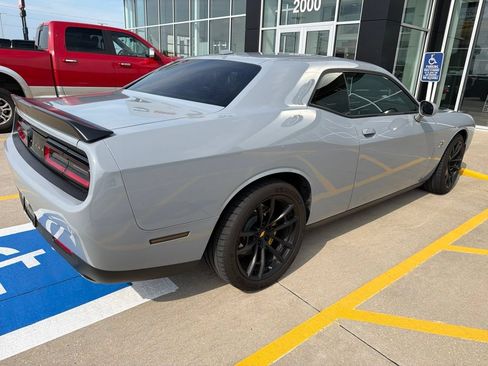 Used 2022 Dodge Challenger R/T Scat Pack w/ 1320 Plus Group RWD image 6