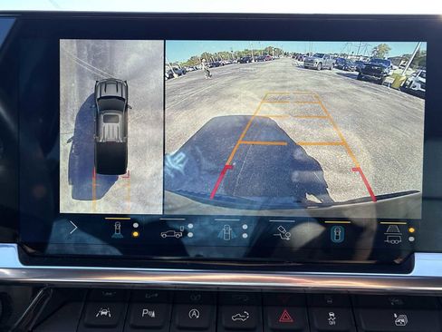 Certified 2022 Chevrolet Silverado 1500 High Country w/ High Country Premium Package image 14