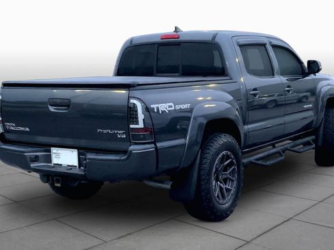Used 2015 Toyota Tacoma PreRunner w/ TRD Sport Package RWD image 13