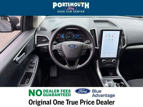 Certified 2022 Ford Edge SE image 7