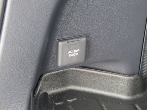 Used 2025 Lexus TX 500h AWD w/ Technology Package image 45