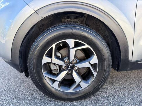 Used 2022 Kia Sportage LX AWD/4WD image 35