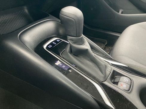 Used 2021 Toyota Corolla LE FWD image 26