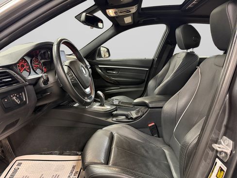 Used 2017 BMW 330i Sedan RWD image 15
