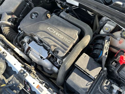 Used 2016 Chevrolet Malibu LT image 22