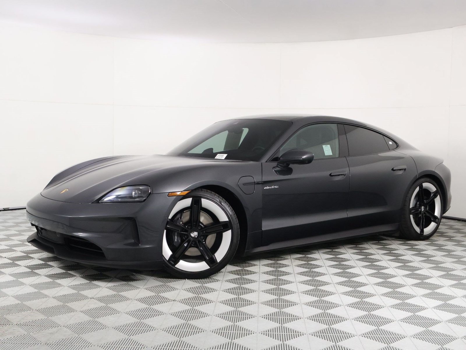 Certified 2025 Porsche Taycan RWD image 34