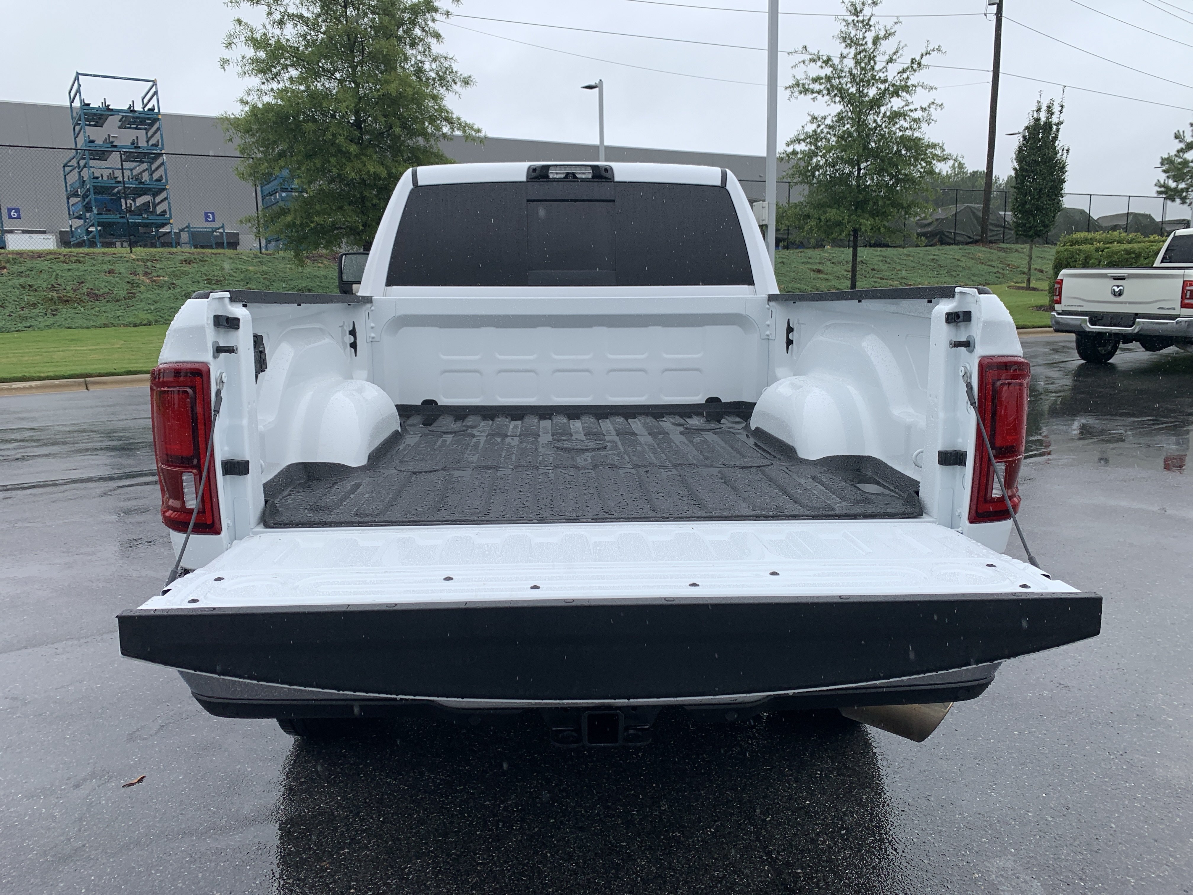 Used 2025 RAM 3500 Tradesman AWD/4WD image 34