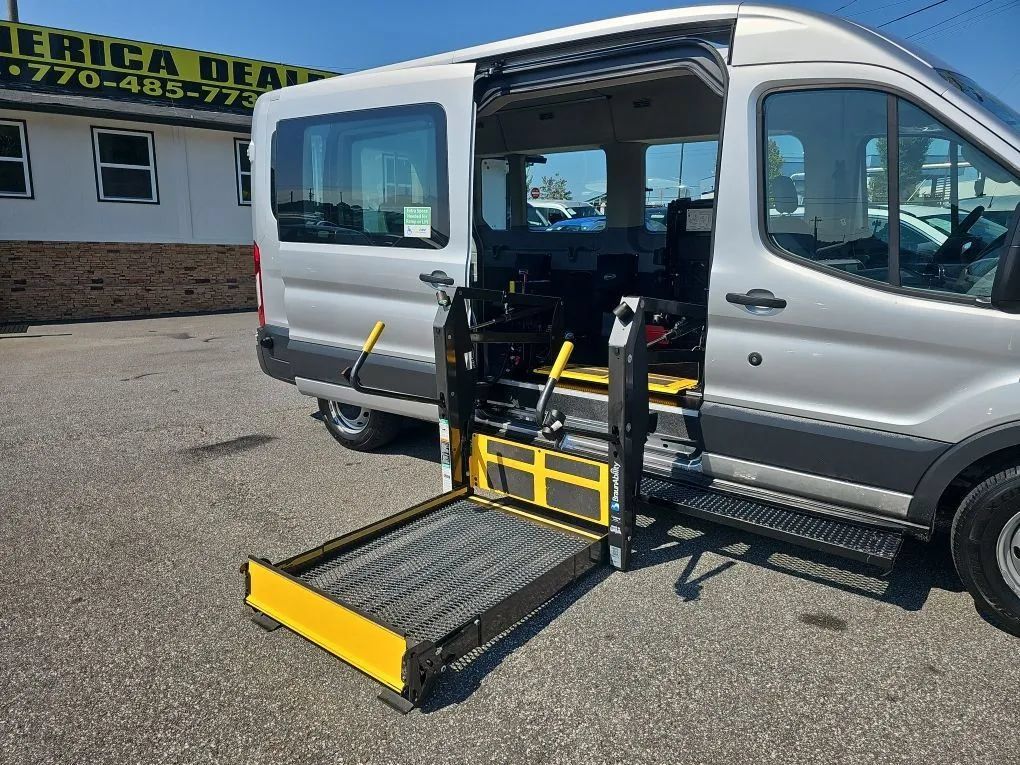 Used 2018 Ford Transit 350 XL RWD image 16
