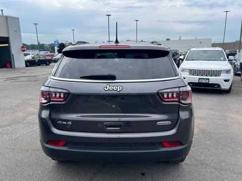 Used 2023 Jeep Compass Latitude AWD/4WD image 5