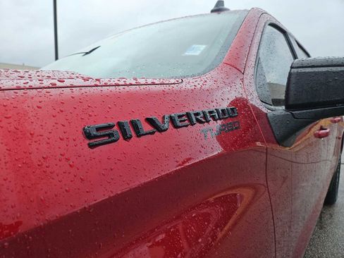 Used 2021 Chevrolet Silverado 1500 RST image 13