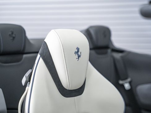 Used 2025 Ferrari Roma Spider RWD image 28