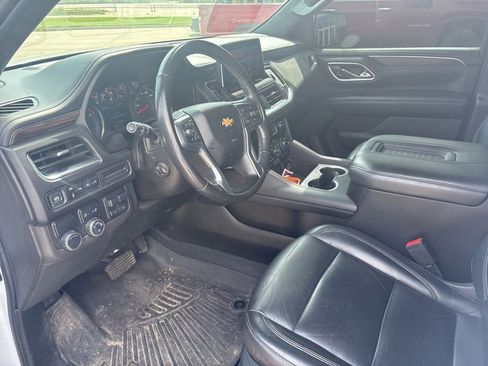 Used 2021 Chevrolet Tahoe LT w/ LT Signature Package RWD image 13