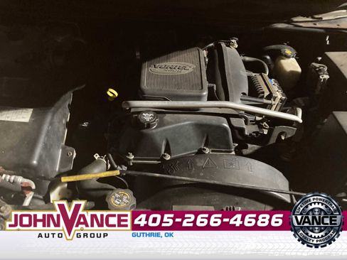 Used 2004 GMC Envoy XL SLE image 15