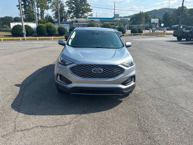 Used 2023 Ford Edge SEL w/ Convenience Package AWD/4WD image 5