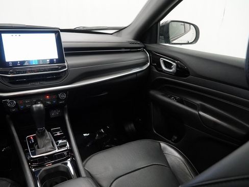 Certified 2023 Jeep Compass High Altitude w/ Driver Assist Group I image 28