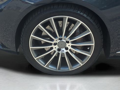Used 2017 Mercedes-Benz S 550 Sedan image 10