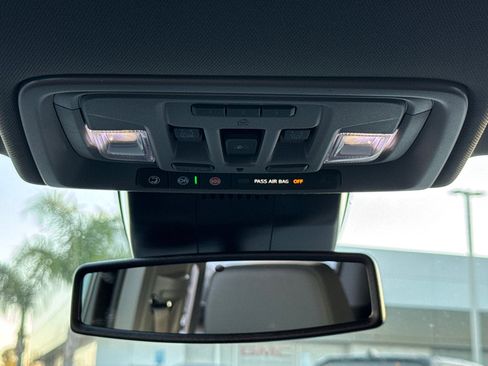 New 2026 GMC Sierra 1500 SLT w/ SLT Premium Plus Package image 25