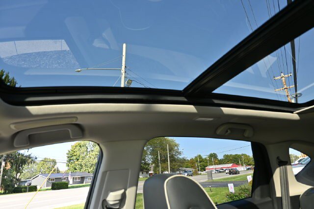 Used 2020 Acura RDX w/ Advance Package AWD/4WD image 35