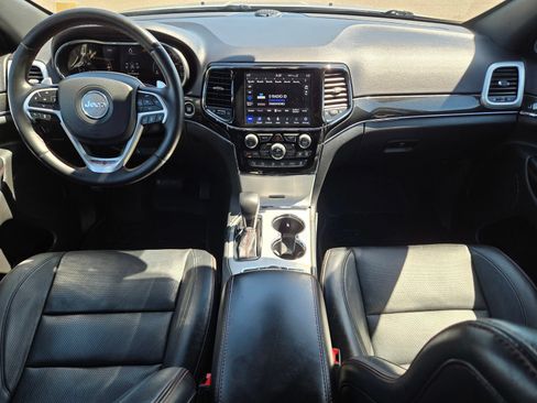 Used 2020 Jeep Grand Cherokee Trailhawk w/ Trailhawk Luxury Group AWD/4WD image 17