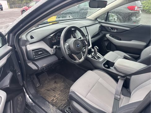 Used 2024 Subaru Outback Premium image 11