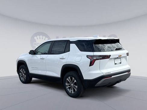 New 2026 Chevrolet Equinox LT w/ Convenience Package II image 4