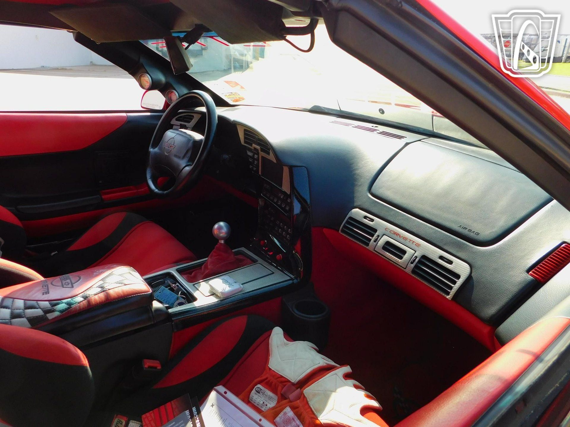 Used 1996 Chevrolet Corvette Coupe RWD image 11