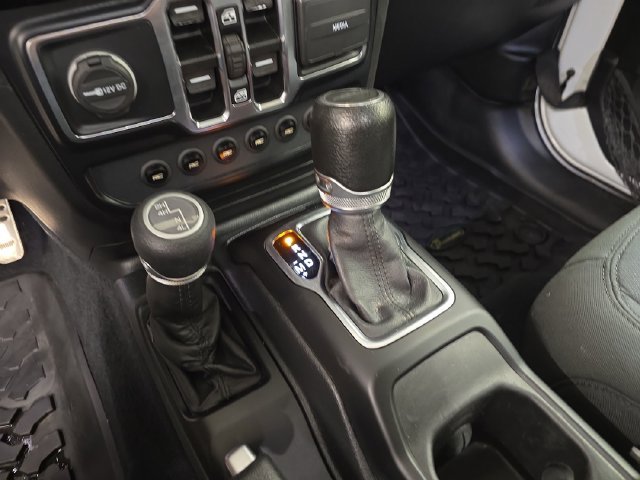 Used 2022 Jeep Gladiator Sport AWD/4WD image 29
