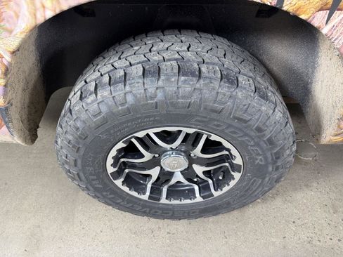 Used 2017 RAM 1500 Express AWD/4WD image 25